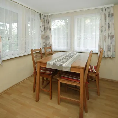 Nyaraló Am Weinberg, *