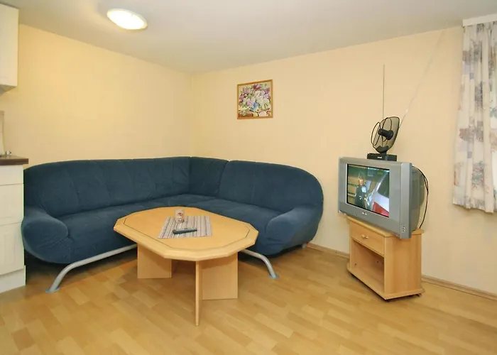 펜션 Am Weinberg, Dobbrikow